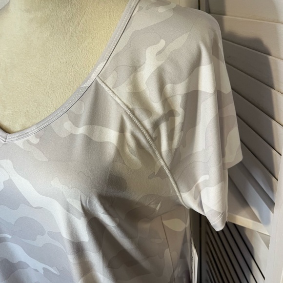 NEW RBX LIVE LIFE ACTIVE T-SHIRT - Picture 4 of 7